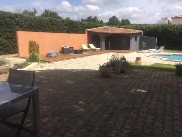 Apartment Puyricard : Studio Et Sa Terrasse Privative Aix-en-Provence
